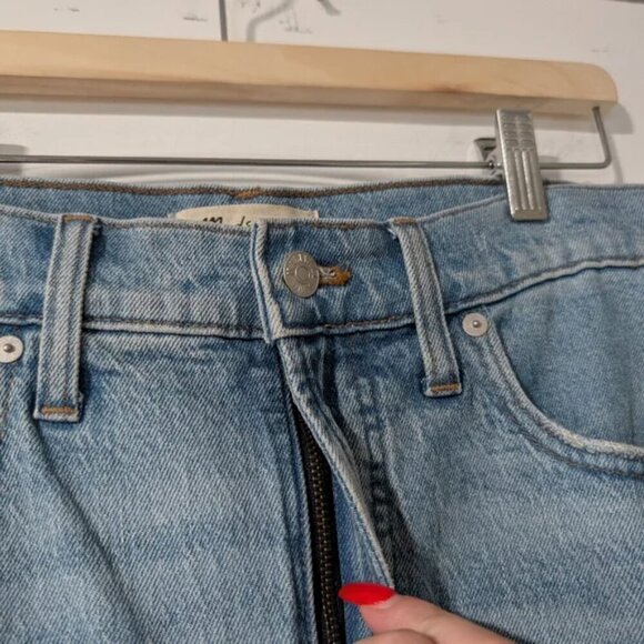 NWT Madewell | The Perfect Vintage Jean in Coney Wash: Destroyed Edition - Picture 8 of 15